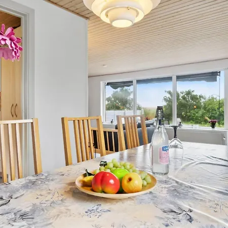Dom wakacyjny Kolle - 3-2km From The Sea By Interhome